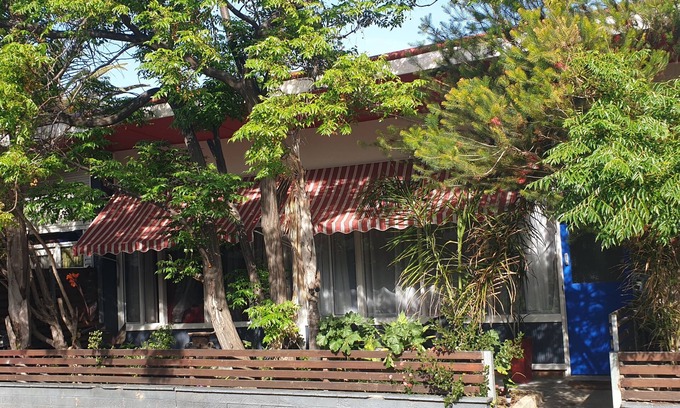 Semaphore House | "Sea Retro Getaway" An ideal space for workers and holiday makers alike!