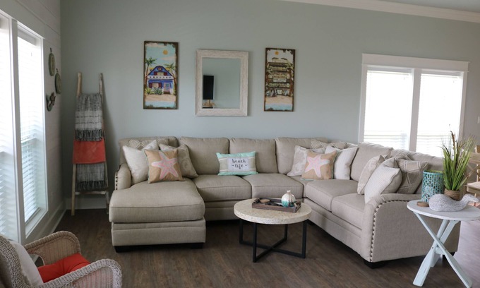 Port Bolivar House | Sea, Sand & Stars - Beautiful Home, 2 minute walk to Beach