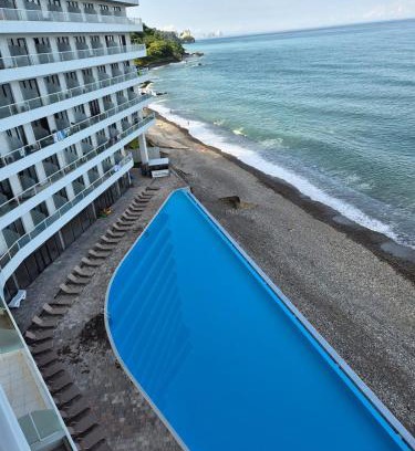 Tsikhisdziri Apartment | Sea Side View at Bamboo Beach