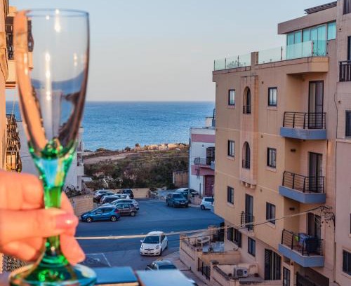 San Tumas Apartment | Sea-View 2 Bedroom Apt -Sleeps 6