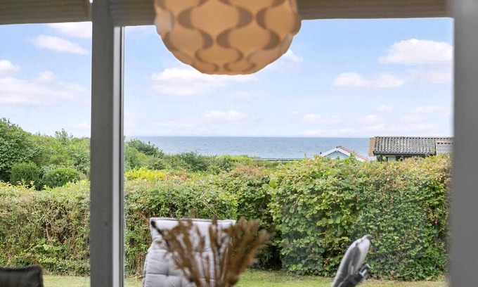 Frolunde House | Sea view, 200m to the beach, beautiful nature