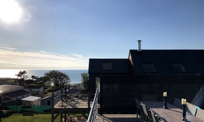 Quiberville Apartment | Sea view apartment in villa with jacuzzi