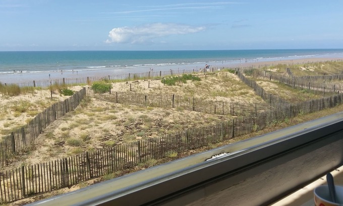 Saint-Hilaire-de-Riez Apartment | Sea view apartment St Hilaire de Riez