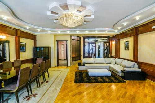 Sabayil Apartment | Sea View Lux VIP IL PATIO Apartment
