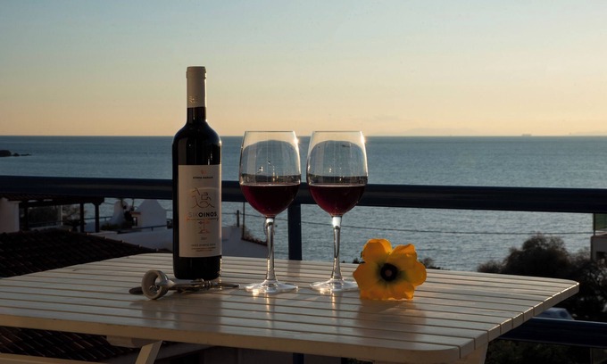 Saronida Apartment | Sea View spacious apartment next to the Beach in Saronida, Athens Riviera
