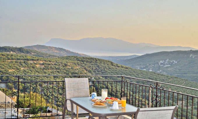 Koukounara Apartment | Sea view surrounded by Cretan Nature