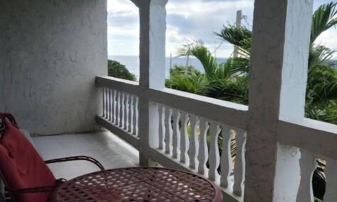 Frederiksted Southeast House | Sea view at the beach