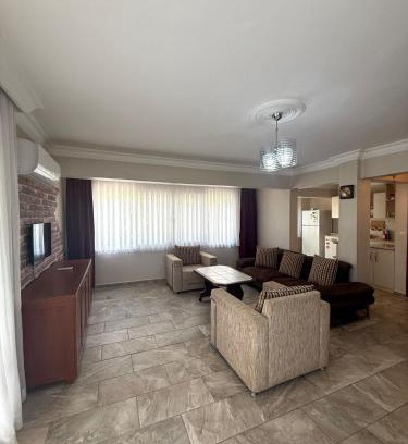Sarimsakli Apartment | Sea View Villa with Garden, Beach Access