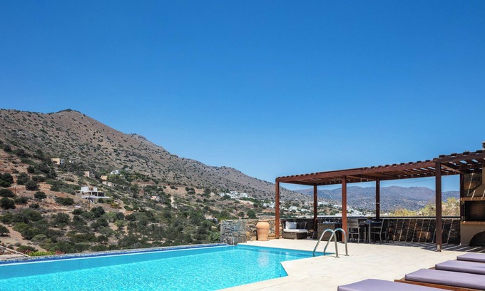 Elounda Villa | Sea views, short drive to the beach and shops!