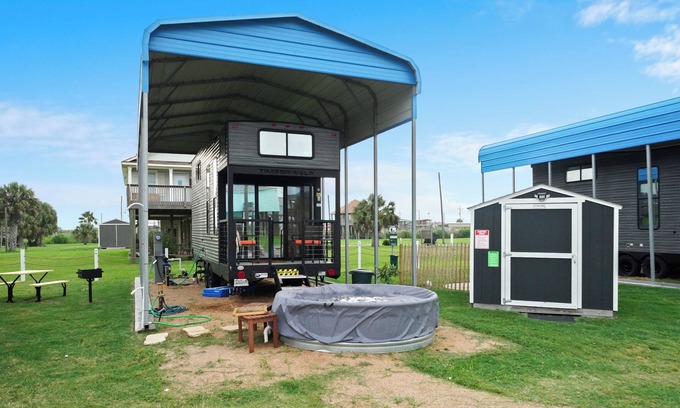 Crystal Beach House | Seabird Symphony beach tiny home