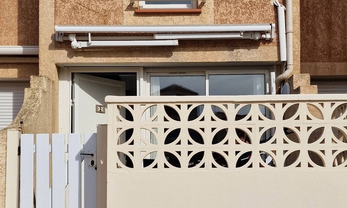 Saint-Hippolyte House | Seafront house direct beach access residence Le Vistaero