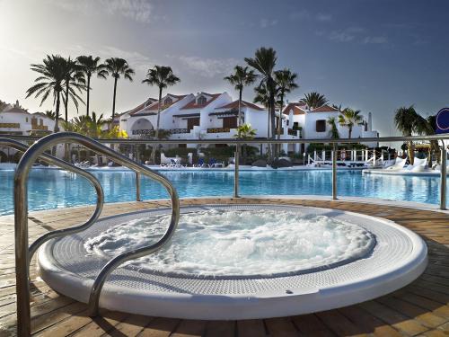 El Madronal Apartment | Seafront New Modern