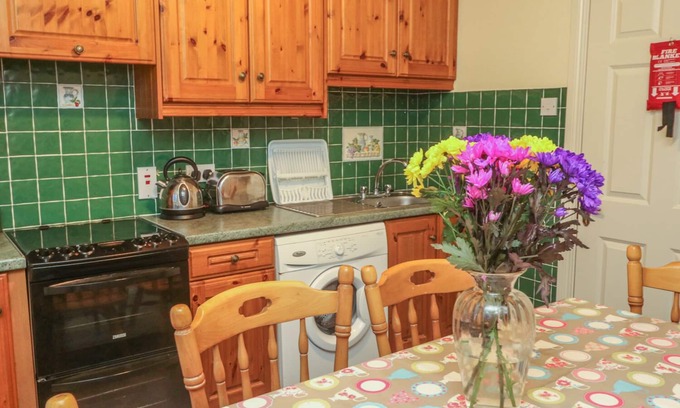 Youghal Cottage | Seagaze