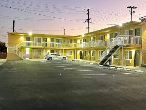 Richmond Hotel | Seahorse Motel