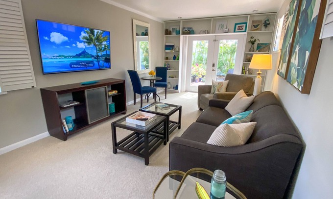 River Pointe Apartment | Seahorse Suite Bradenton Hideaway