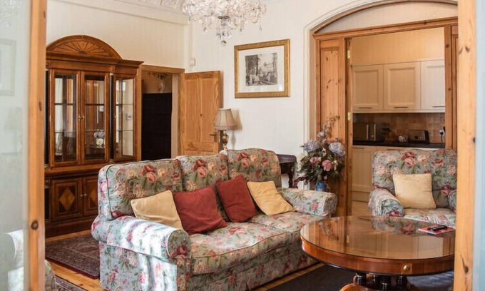 Monkstown Apartment | Seapoint