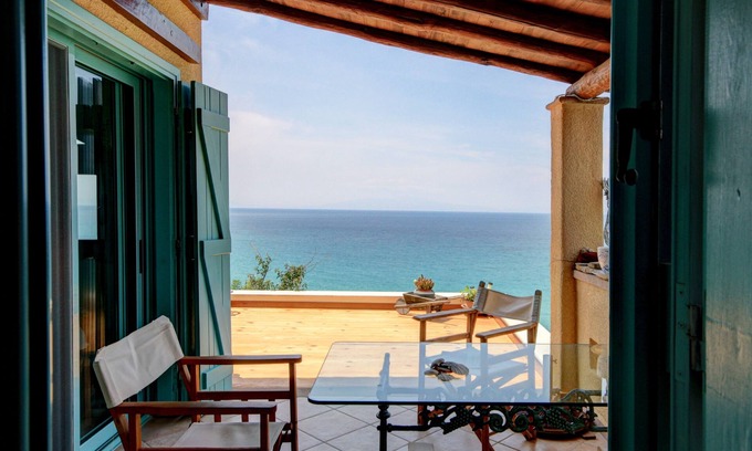 Kassandra House | Seascape panorama in a Beach House