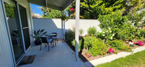 Victor Harbor House | Seaside Aura