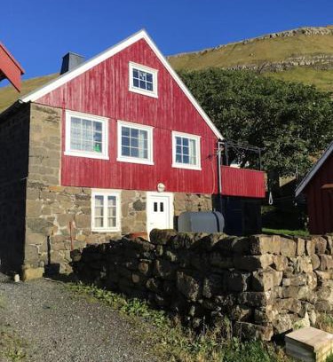 Faroe Islands House | Seaside Cottage