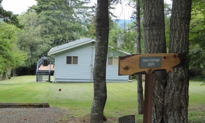 East Sooke Cottage | Seaside Cottage on Sooke Harbor