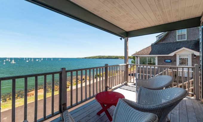 Owls Head House | SEASIDE COTTAGE - Town of Owls Head