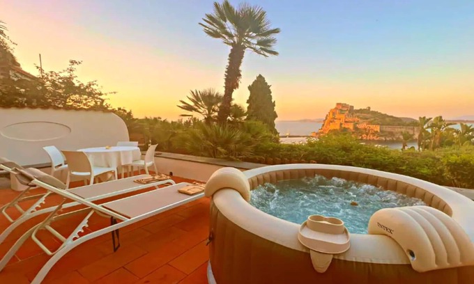 Ischia Porto Apartment | [Seaside Luxury Flat] with mini-pool and breathtaking sea view