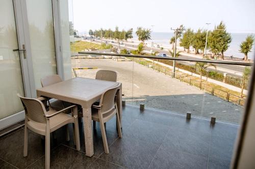 Maputo Apartment | Seaside retreat for urban explorers above Mall