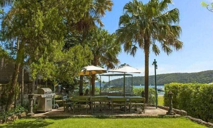 Palm Beach House | Seaside serenity: total privacy amidst breathtaking natural beauty.