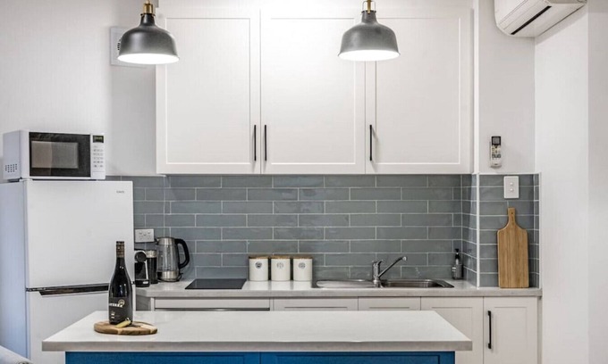 Victor Harbor Apartment | Seaside Victor Harbour Apartment