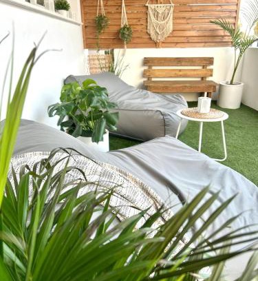 Oroklini Apartment | Seasons Retreat with pool and gym-2BR