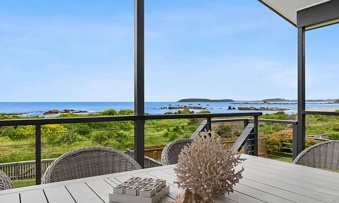 Tomakin House | Seaspray Daze - Tomakin Beach