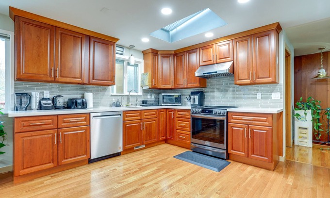 Rainier Valley Apartment | Seattle Vacation Rental w/ Fireplace & Grill!