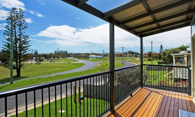 Bermagui Cottage | Seaview Beach House 5