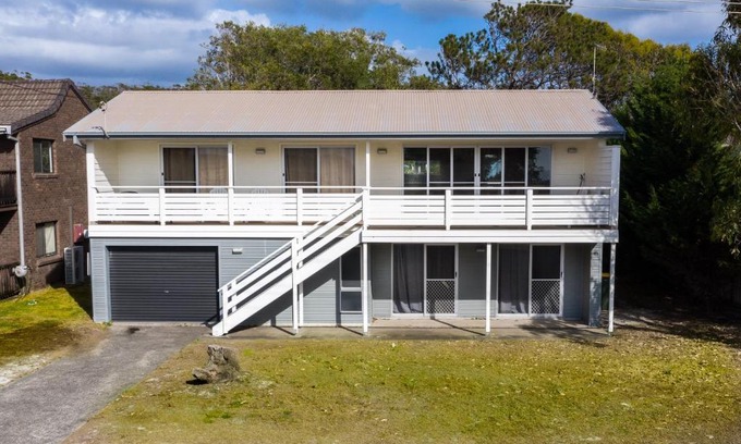 Dunbogan House | Seaview Getaway