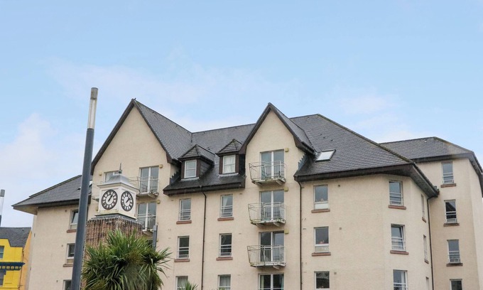 Oban Cottage | SEAVIEW (LISMORE HOUSE), family friendly in Oban