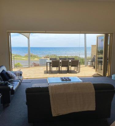 Portarlington House | Seaview on The Esplanade