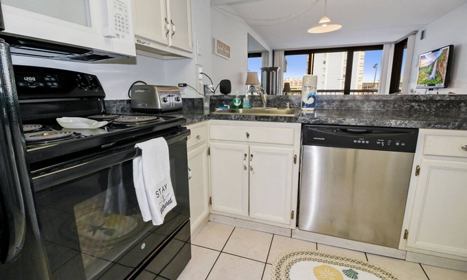 Ocean City Apartment | ⭐️Seawatch 109 Tennis In/Out Pools Movie Theatre Views⭐️