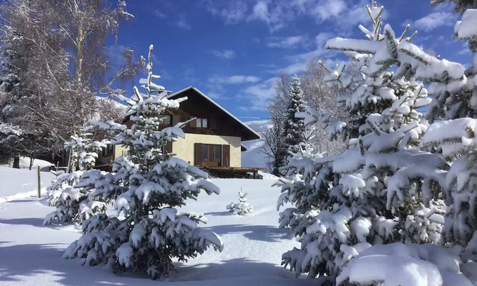Fontcouverte-la-Toussuire Ski Chalet | Secluded chalet on the slopes with breathtaking views and large sun terrace