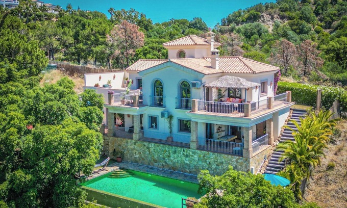 New Golden Mile Villa | Secluded and Unique Villa With Infinity Pool in Peaceful Location