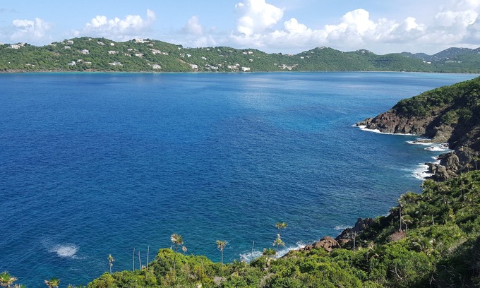 Tropaco Point Bed & Breakfast | Secluded Bed & Breakfast Villa overlooking Magens Bay and minutes from the beach