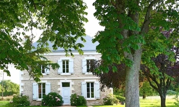 Migne Cottage | Secluded Berry Retreat: Lakeside Manor with Wildlife, Fishing, and Nature Trails