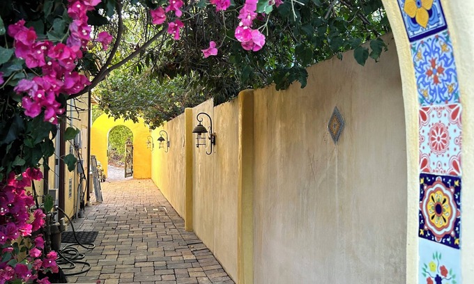 Farm Hills Cottage | Secluded freestanding house in the delightful grape garden, private spa and pool