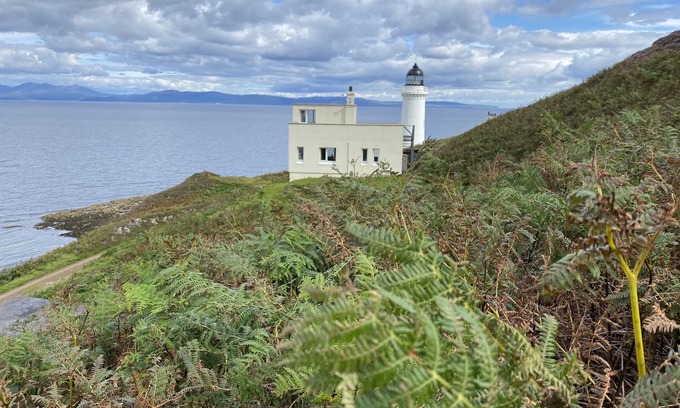 Campbeltown Cottage | Secluded island hideaway for 2 with panoramic sea views