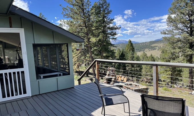 Chaffee County Cabin | Secluded, Off-Grid Mountain Retreat w/ Spectacular Views