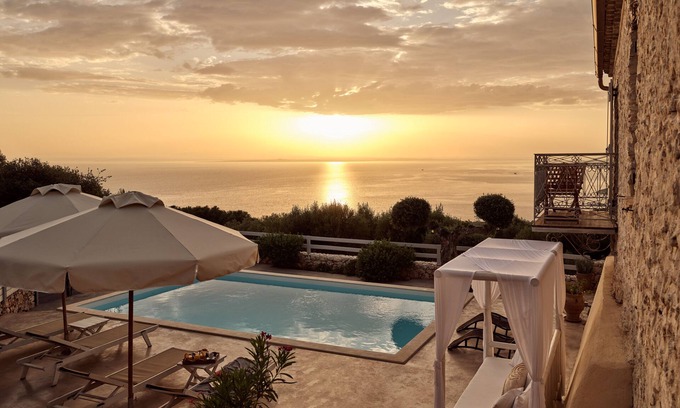 Varvara Villa | SECLUDED STONE BUILT LUXURY 3 BEDROOM VILLA WITH PRIVATE POOL AND SEA VIEW