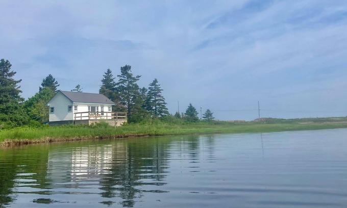 Tracadie Cottage | Secluded Waterfront Cottage with Kayaks