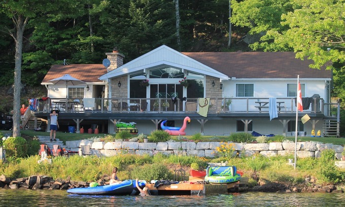 Dysart et al Cottage | Secluded Waterfront Cottage on Eagle Lake, Close to Sir Sam & Haliburton Village