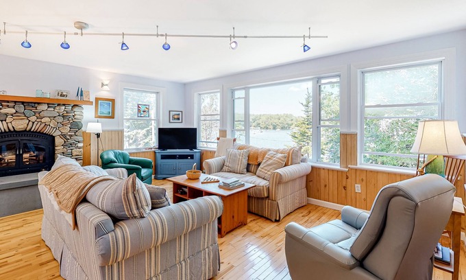 Phippsburg House | Secluded waterfront home with firepit, gas grill, kayaks, dock, balcony, & patio