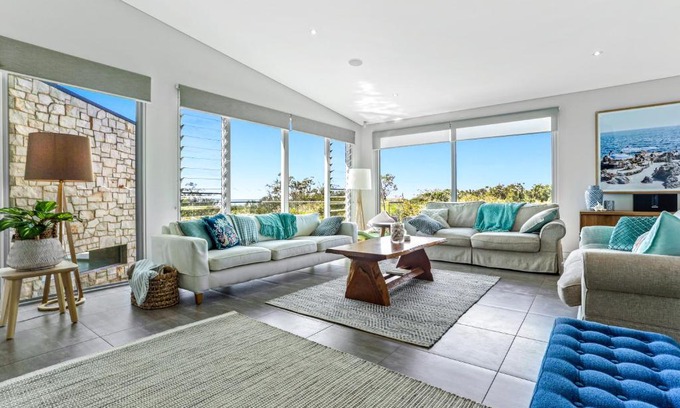 Castaways Beach House | Seclusion by the sea, Castaways Beach
