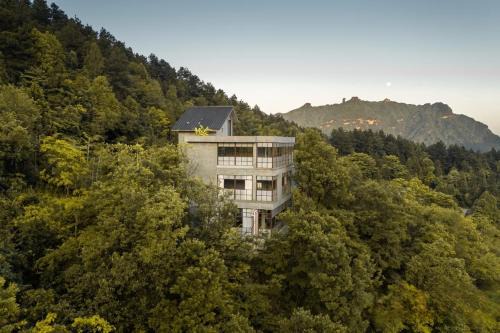 Wulingyuan Hotel | Secret Cliff Villa